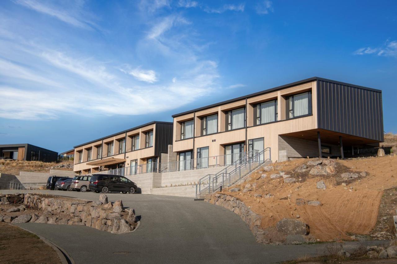Galaxy Boutique Hotel Lake Tekapo Kültér fotó The new library building